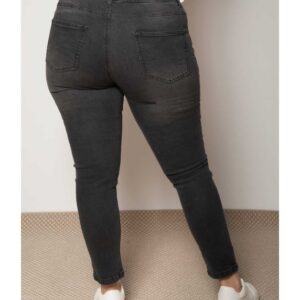 Jeggings de corte pitillo en color negro